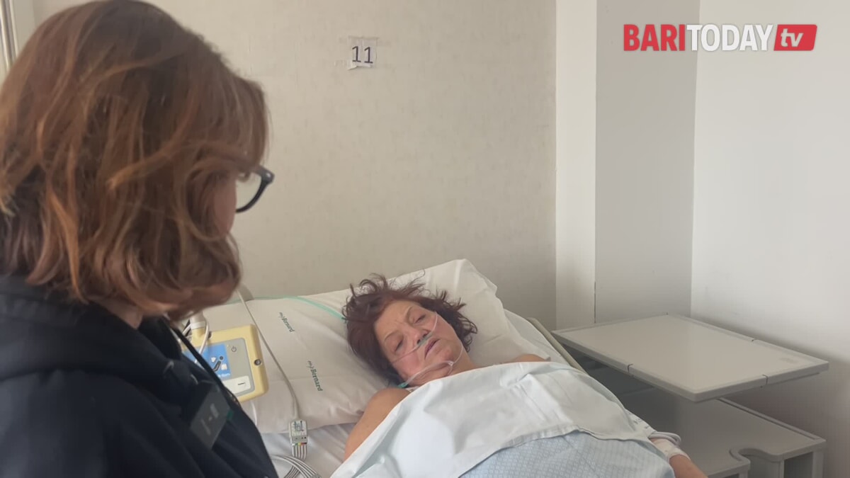 "Ho visto la luce dei fari, ho gridato aiuto": il racconto della 74enne sopravvissuta al crollo della palazzina - Bari