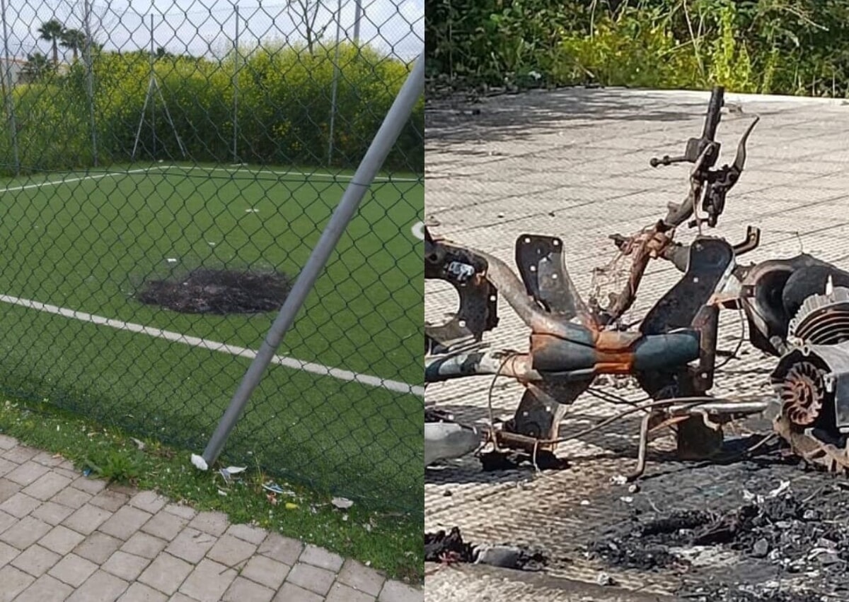 Vandali nel campo di calcetto a Palese: a fuoco parte del manto di gioco, a pochi passi anche la carcassa di una moto - Bari