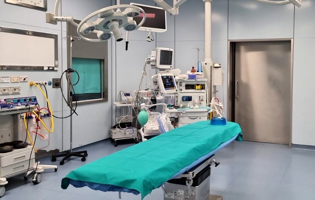 Immagine del post 5391 - Bari Rimosso tumore di 5 kg dall'addome di un paziente: intervento salvavita al Policlinico di Bari - Bari