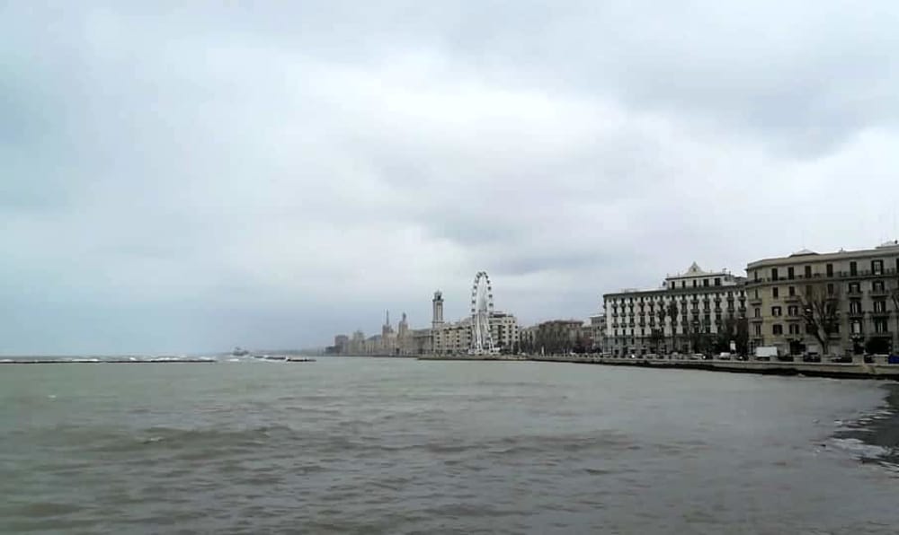 Immagine del post 5282 - Bari Domenica pomeriggio con rischio pioggia su Bari e provincia, inizio settimana nuvoloso - Bari