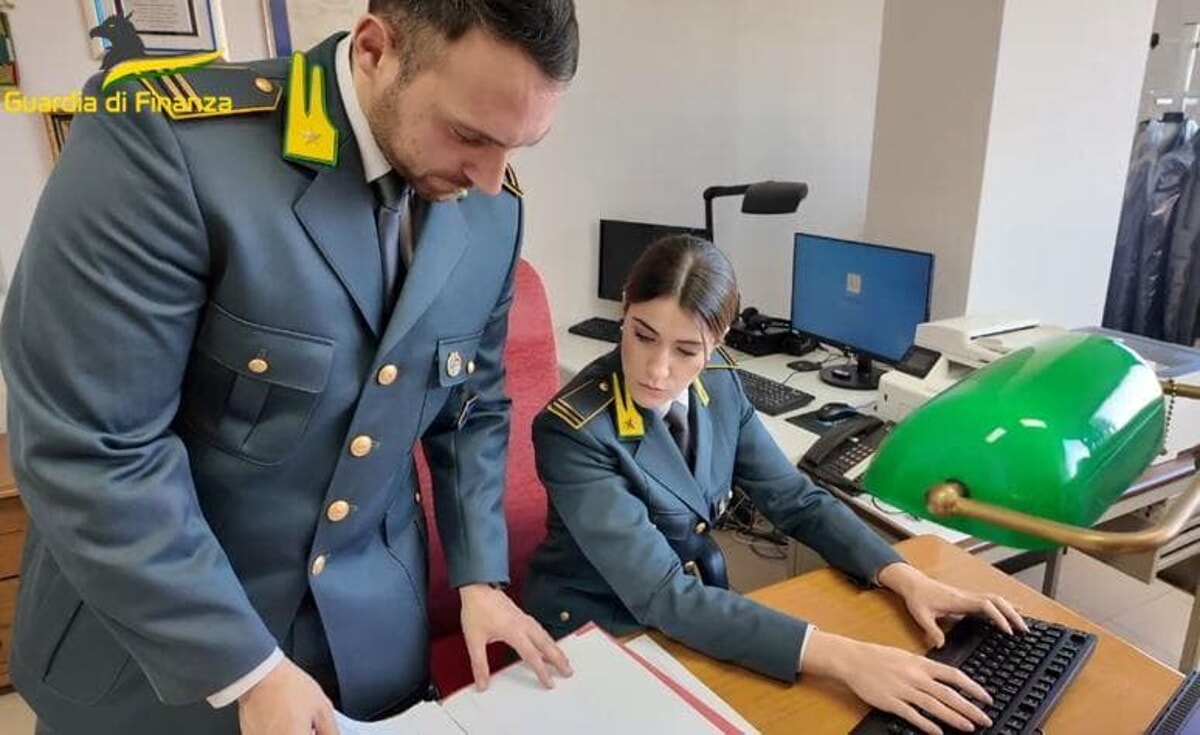 Immagine del post 1680 - Bari Locazioni turistiche 'in nero', controlli nel Barese: "Tasse non pagate su redditi per oltre 5 milioni di euro" - Bari
