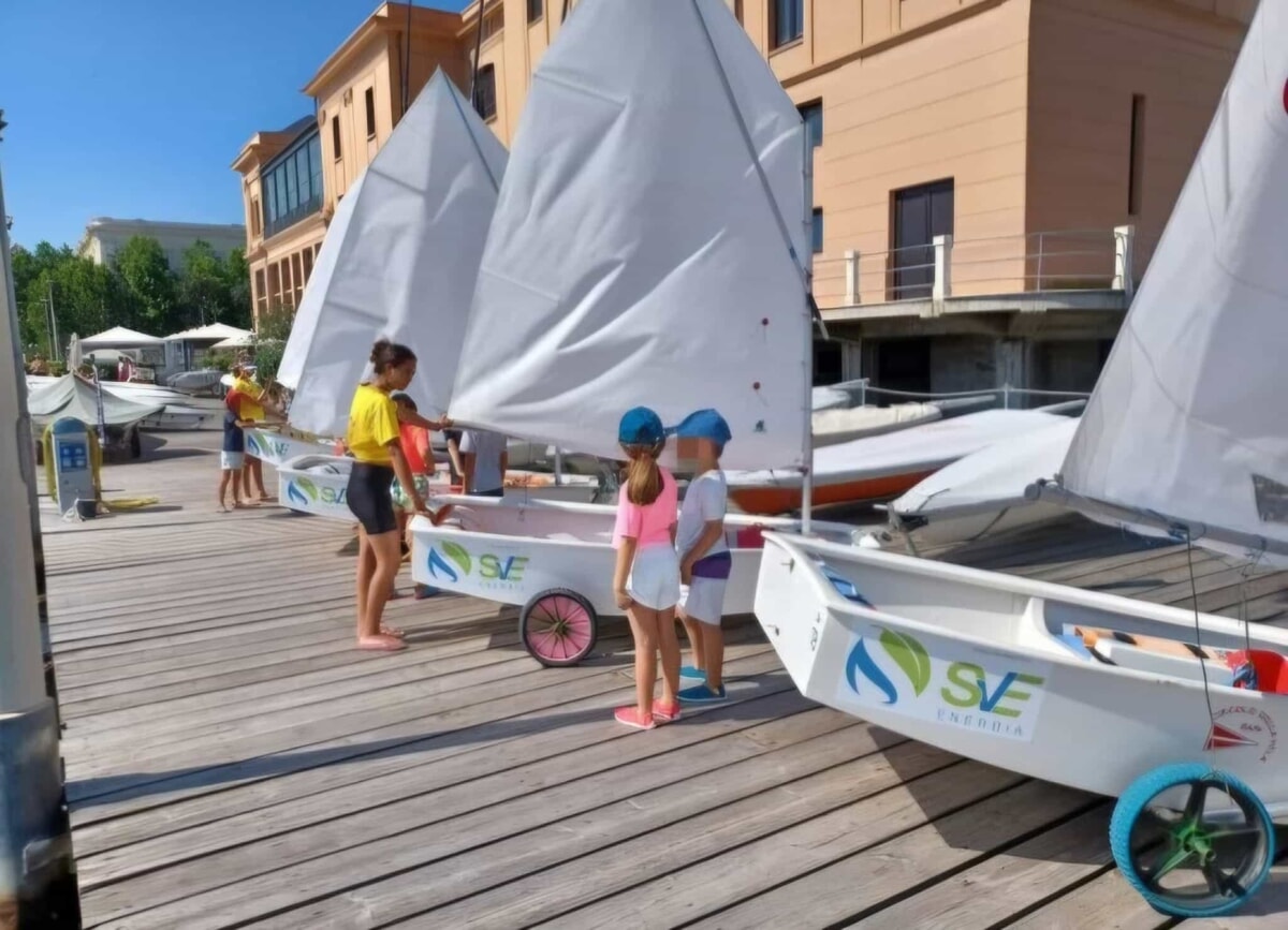 Immagine del post 5603 - Bari Corsi gratuiti di sport nautici per bambini e ragazzi: riparte il bando comunale 'Rotta verso Bari' - Bari