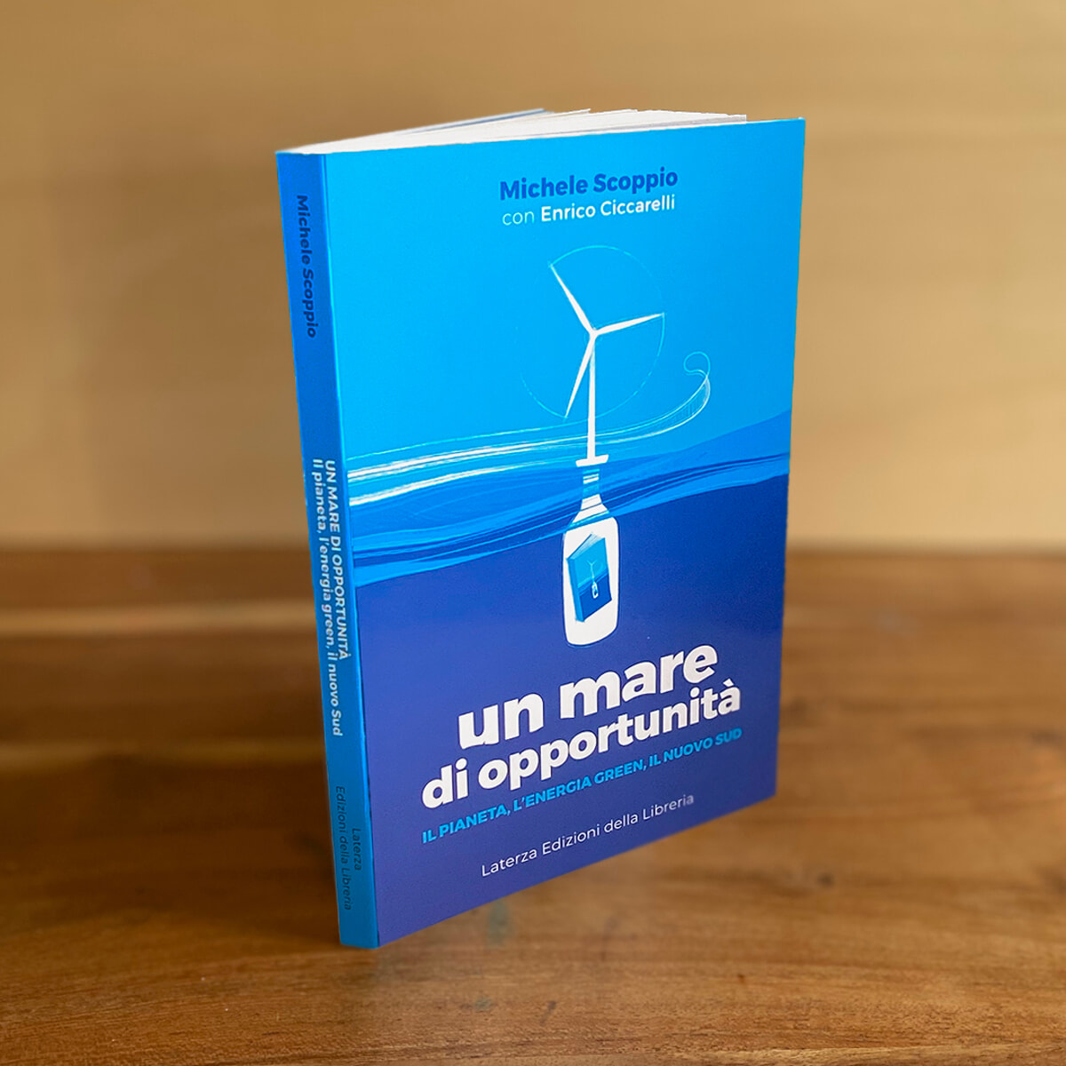 Immagine del post 5560 - Bari La libreria Laterza di Bari ospita la presentazione del libro 'Un Mare di Opportunità-Il Pianeta, l’Energia Green, il Nuovo Sud' - Bari