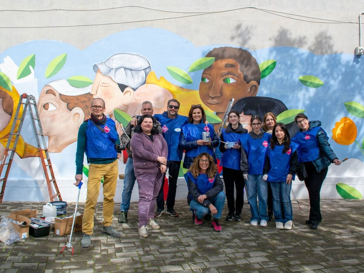 Immagine del post 3926 - Bari Inaugurato il murale per la pace a Bari: "La bellezza è un diritto di tutti" - Bari