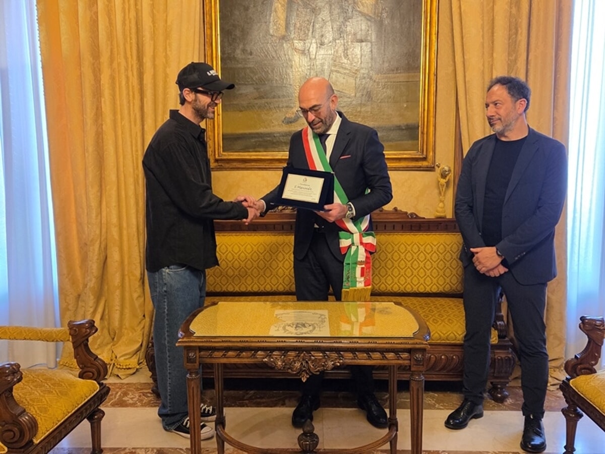 Immagine del post 5902 - Bari Azienda barese vince il Campionato italiano di tostatura del caffè: dal Comune riconoscimento per la torrefazione 'Il manovale' - Bari