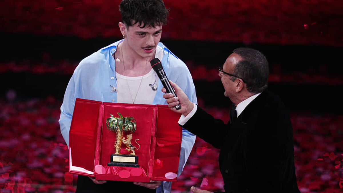 Immagine del post 2091 - Bari Sanremo 2025, vince Olly. Secondo e terzo posto per Lucio Corsi e Brunori Sas, Serena Brancale solo 24esima - Bari