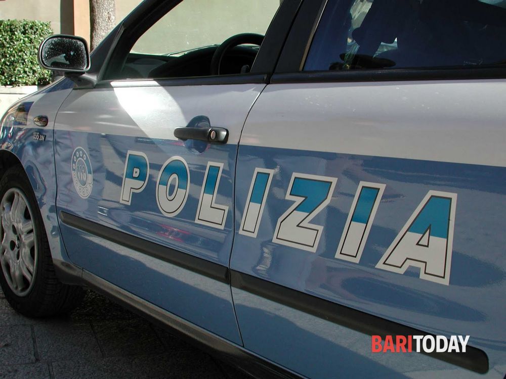 Immagine del post 2129 - Bari Bomba carta esplosa davanti a pizzeria di Corato: arrestati due giovani di 21 e 22 anni - Bari