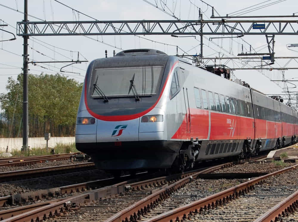 Immagine del post 4123 - Bari Treni in ritardo, uno studio rivela: "Il Frecciargento Bari-Roma fuori orario nel 95% dei casi" - Bari