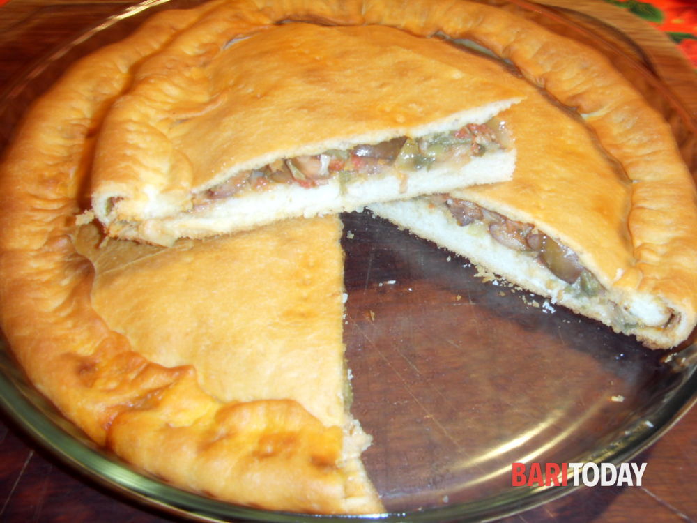 Immagine del post 6100 - Bari Calzone di cipolla, tradizione e gusto della cucina pugliese - Bari