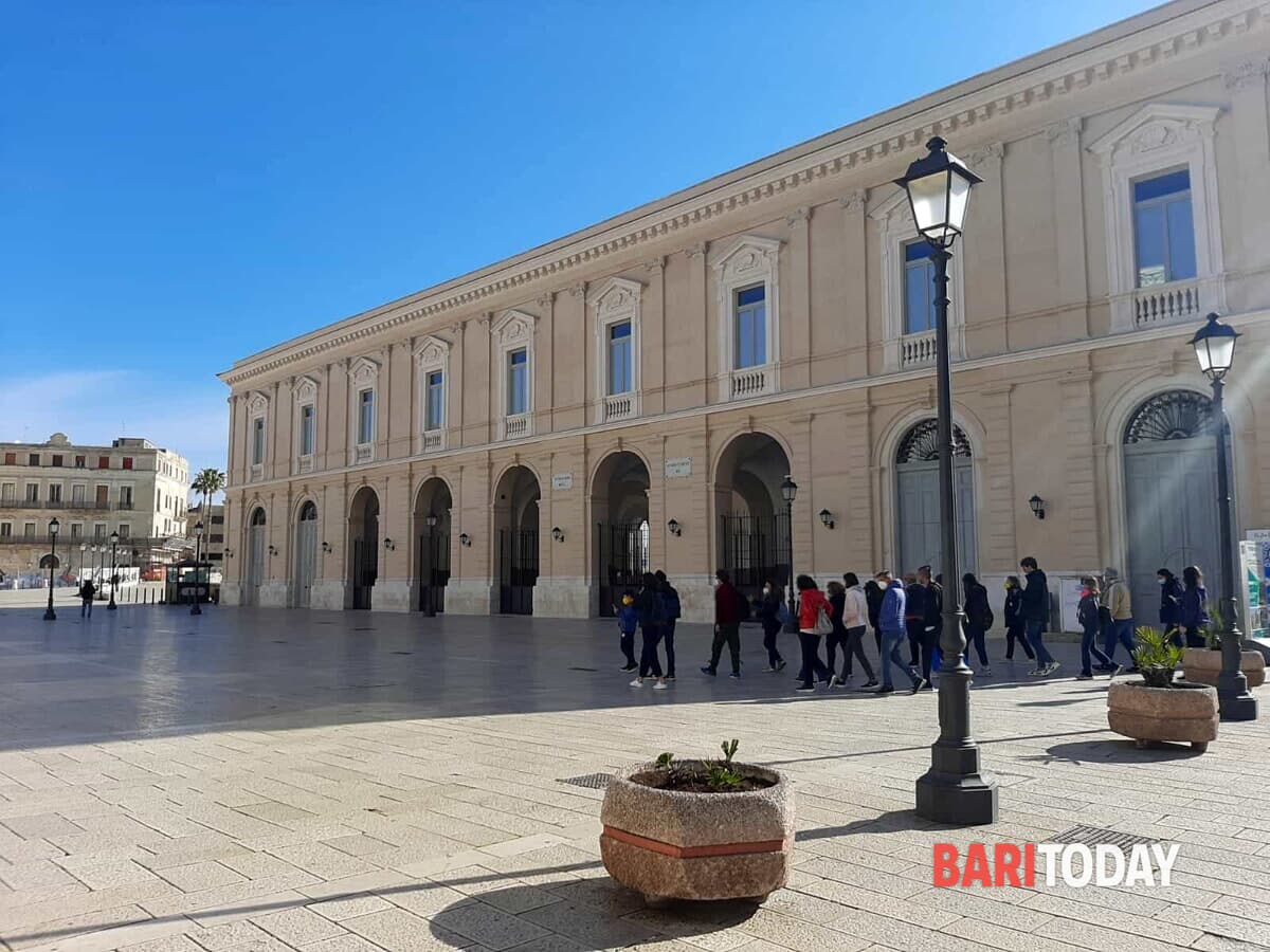 Immagine del post 6121 - Bari Bari sempre più turistica, quadi 482mila presenze da gennaio ad aprile: "Aumento del 34% dallo scorso anno" - Bari