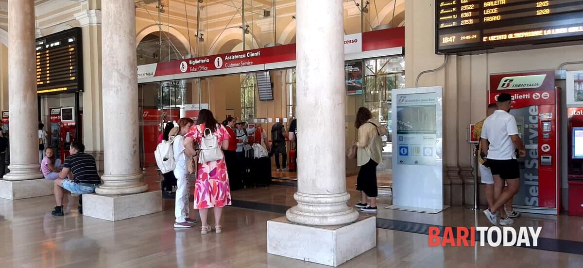 Immagine del post 6158 - Bari Da Pasqua a San Nicola, Bari fa ancora il pieno di visitatori: "Occupazione degli alberghi all'80%" - Bari