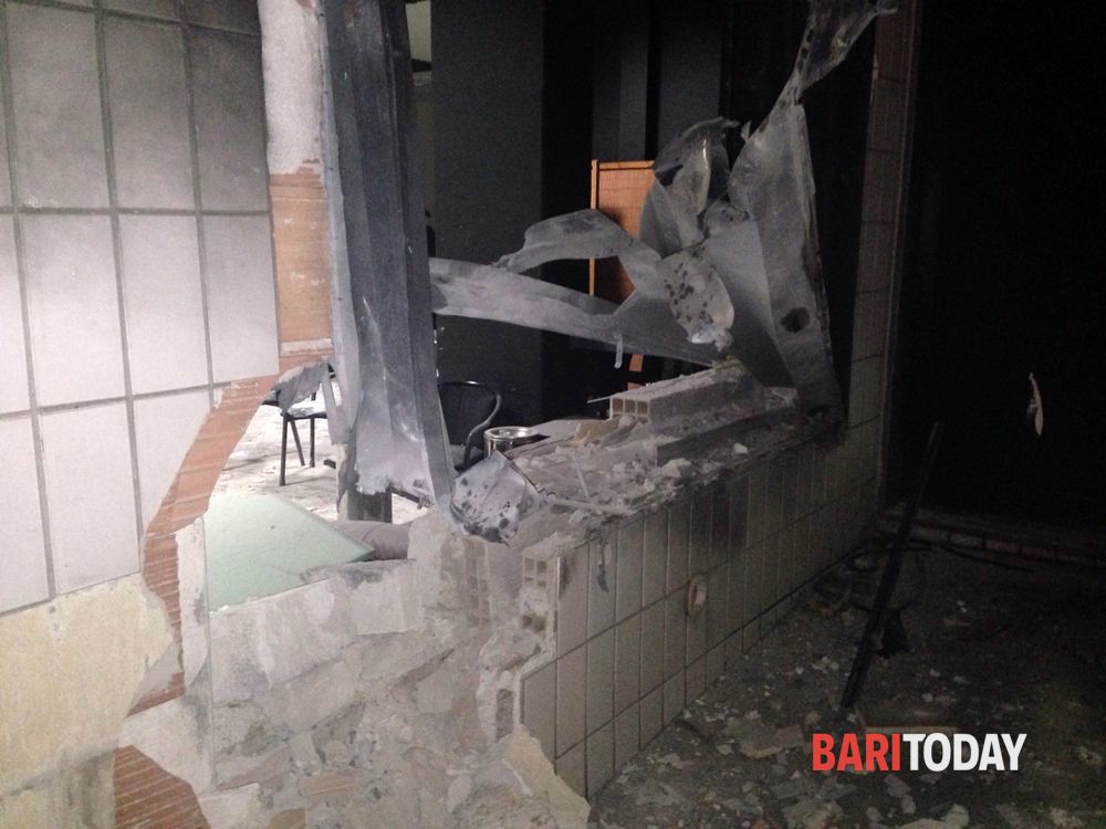 Immagine del post 2335 - Bari Giovane calciatore morì dopo attentato a sala giochi: due nuovi arresti per l'omicidio Martimucci ad Altamura - Bari