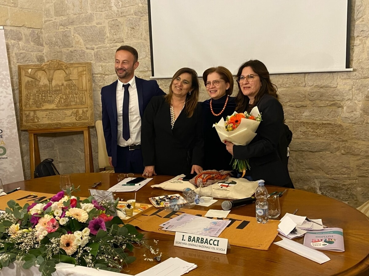 Immagine del post 4319 - Bari VII Congresso Cisl Scuola Puglia: riconfermata alla guida la segretaria generale Gianna Guido - Bari