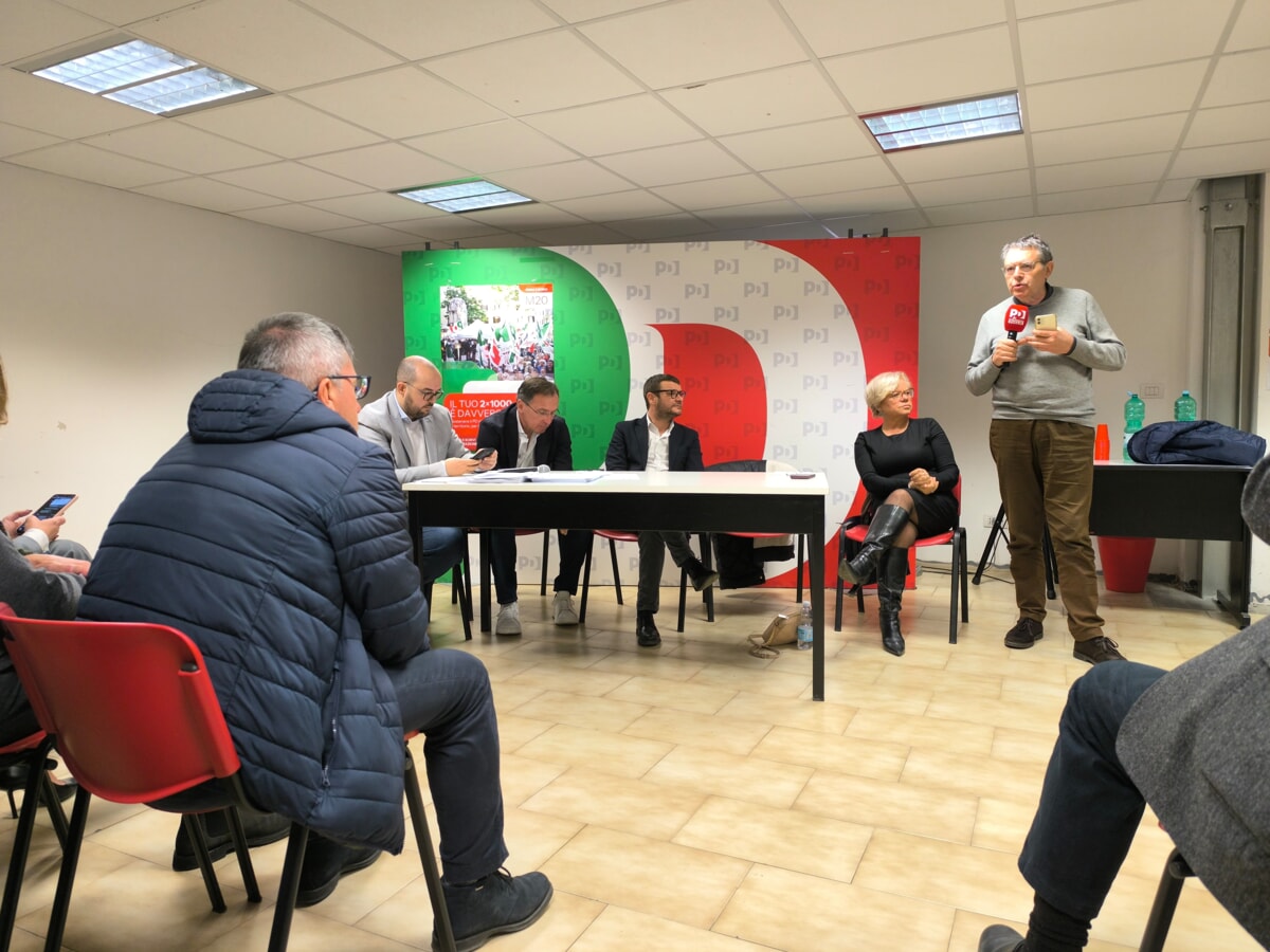Immagine del post 4428 - Bari Il Pd Puglia contro la norma anti-sindaci del Consiglio regionale: "Limita possibilità di candidarsi, pronti a votare l'abrogazione" - Bari