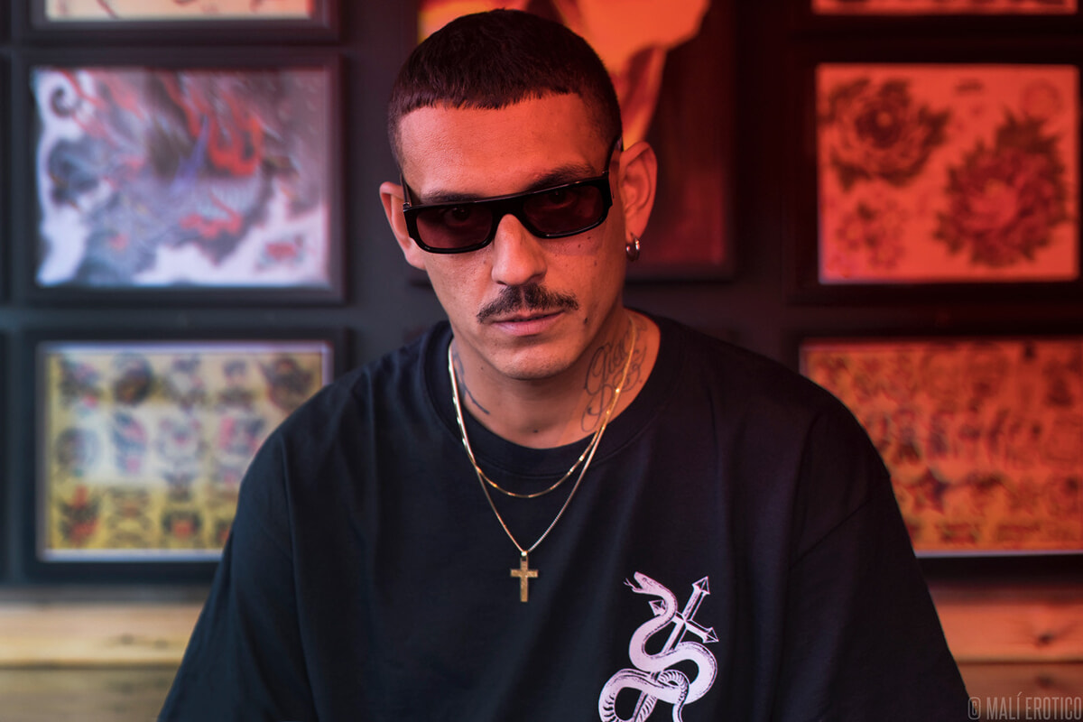 Immagine del post 4514 - Bari Noyz Narcos in pieno centro a Bari per il meet&greet con i fan - Bari