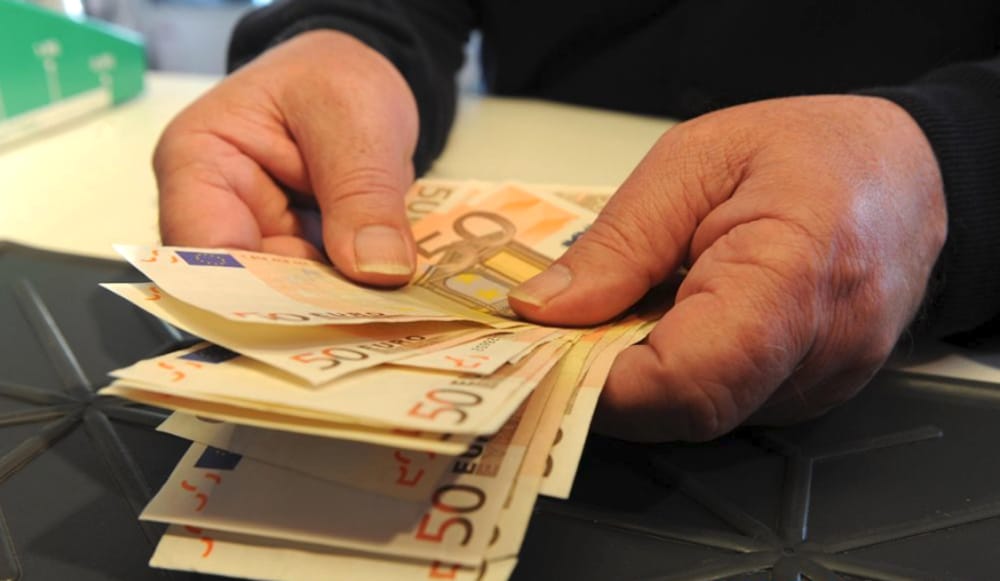 "Tassi fino al 110% per i soldi prestati", arrestato ottico 70enne di Molfetta - Bari