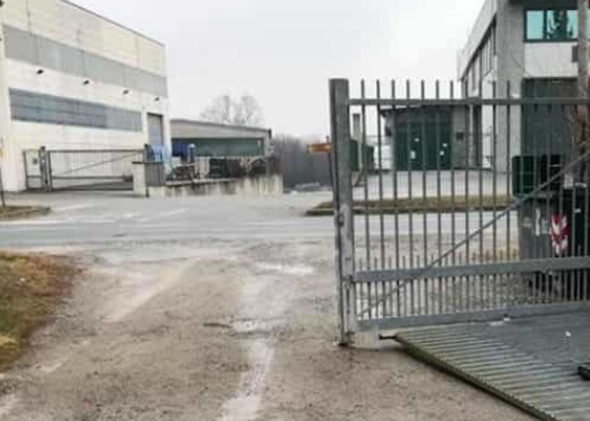 Immagine del post 2673 - Bari Tenta furto in un'azienda di Sannicandro: ladro fugge all'arrivo delle guardie giurate - Bari