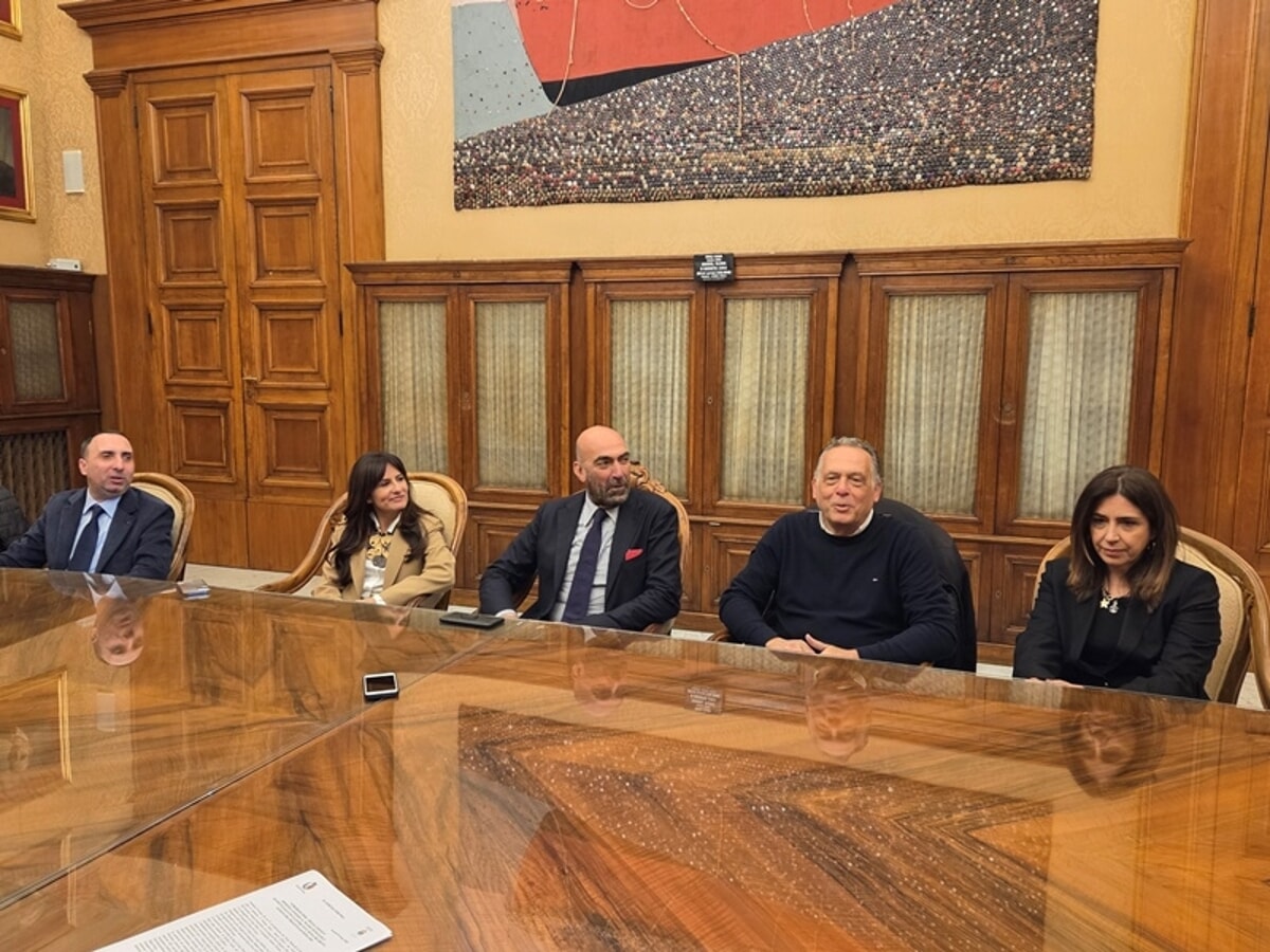 Immagine del post 4620 - Bari Una versione speciale dei 'Promessi Sposi' in scena al Petruzzelli: sul palco gli attori del progetto 'Diverteatro' - Bari