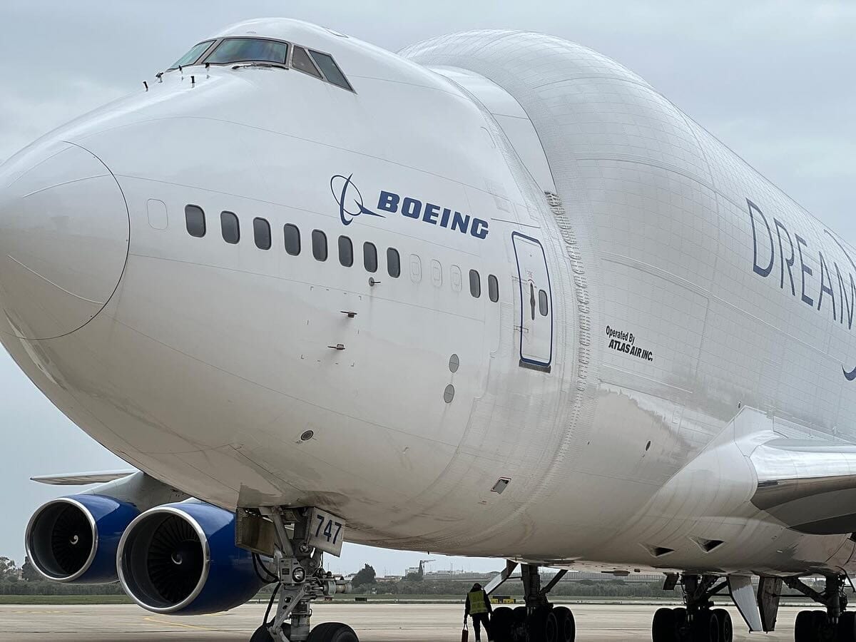 Immagine del post 4607 - Bari Maltempo su Grottaglie, l'aereo cargo più grande al mondo atterra a Bari - Bari