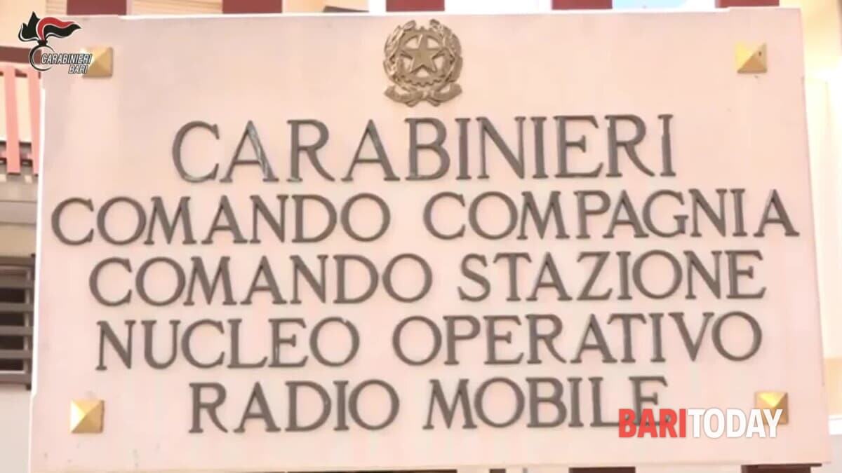 Immagine del post 4730 - Bari L'arrivo in monopattino, il rumore dei colpi di pistola esplosi: i momenti dell'omicidio del 19enne a Sannicandro ripresi dalle telecamere - Bari