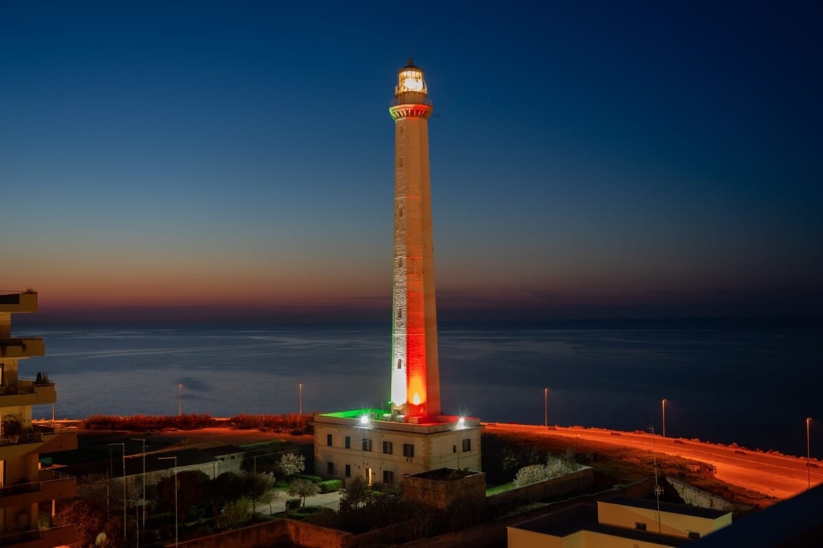 Immagine del post 2845 - Bari Il faro-museo di San Cataldo apre al pubblico: "Dedicato alla radio e a Marconi" - Bari