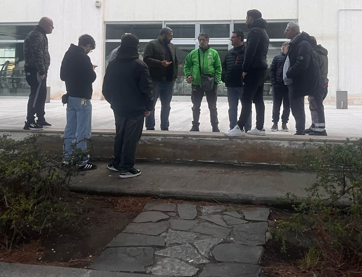 Immagine del post 4859 - Bari "Trasferta chiesta con un messaggio WhatsApp", lavoratori di società di trasporto licenziati dopo il rifiuto: scatta lo sciopero - Bari