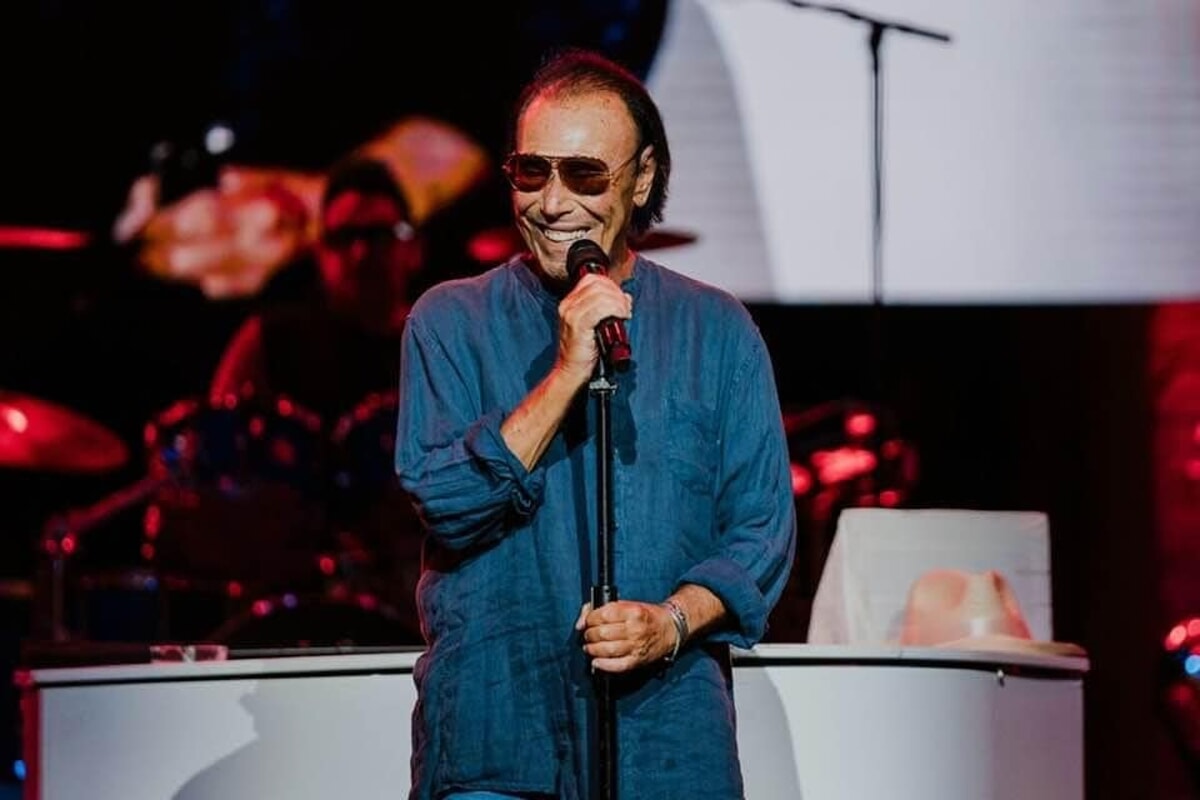 Immagine del post 1012 - Bari Antonello Venditti in concerto a Bari con il suo tour 'Notte prima degli esami 40th Anniversary' - Bari
