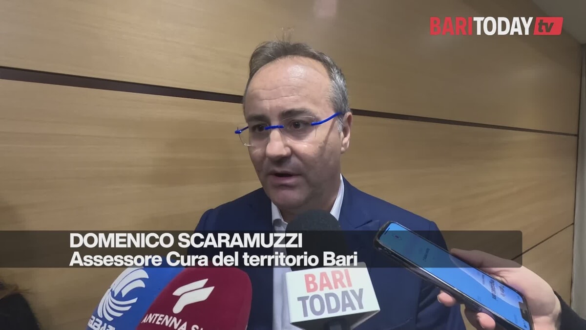 Immagine del post 1044 - Bari Varco ztl, mancanza d'acqua, affitti brevi e rischio sicurezza: Leccese incontra i residenti di Bari vecchia - Bari
