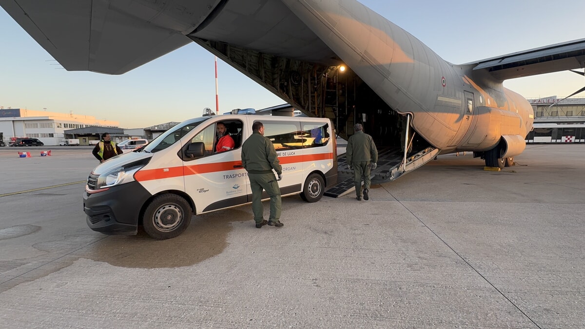 Immagine del post 1166 - Bari Trasporto sanitario d'urgenza per una bimba di 13 mesi: trasferita da Bari a Roma con un volo dell'Aeronautica militare - Bari