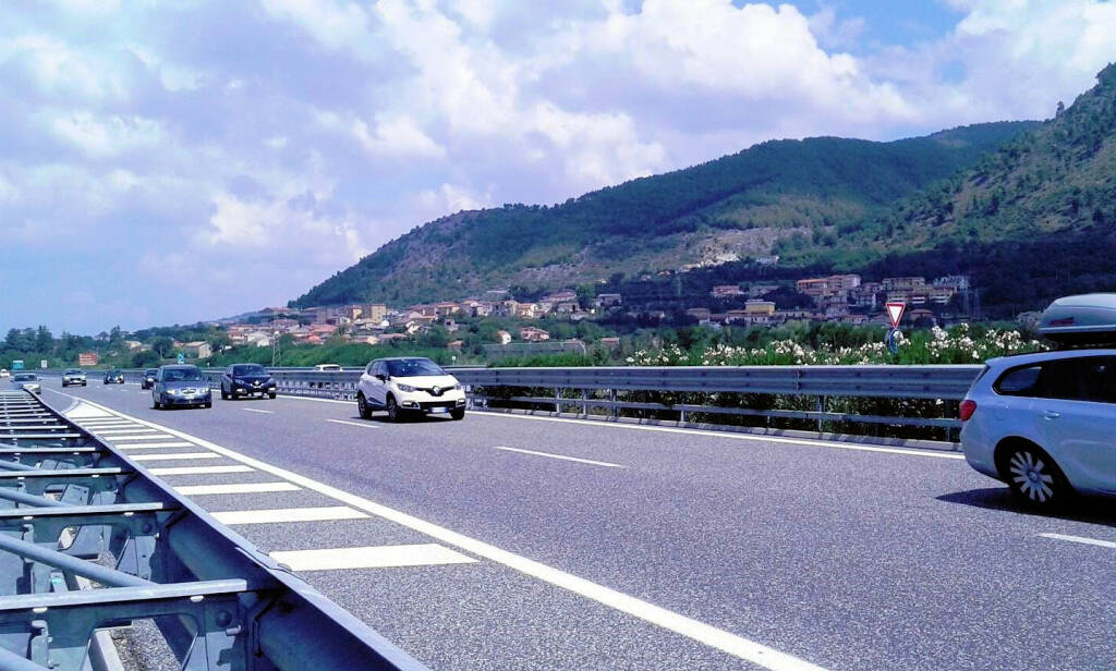 Immagine del post 10294 - Basilicata L’esodo entra nel vivo: traffico in aumento su strade e autostrade - Basilicata