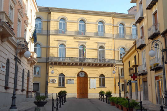 Immagine del post 17807 - Basilicata Comune di Potenza: “Telesca taglia i servizi a cittadini e famiglie, ma non i suoi privilegi” - Basilicata