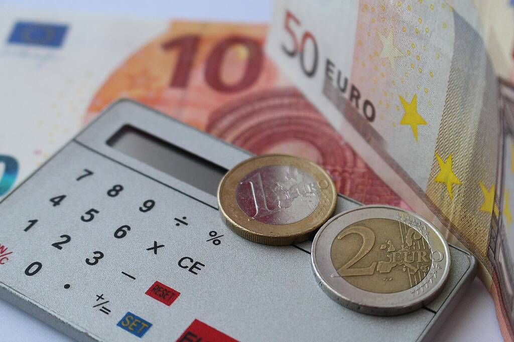 Immagine del post 18997 - Basilicata Il caro carburanti può costare tra 200 e 300 euro in più all’anno per ogni pendolare lucano - Basilicata