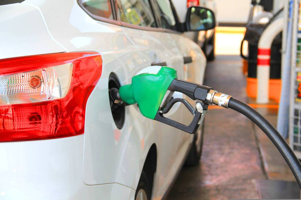 Immagine del post 25836 - Basilicata Carburanti “scontati”, Avs Europa Verde: è durato più il gatto in tangenziale - Basilicata