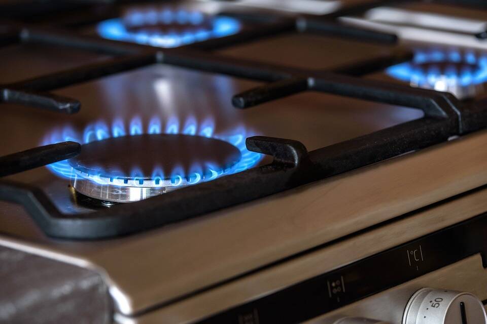 La Basilicata produce un quarto del gas italiano e il doppio dell’elettricità che consuma, ma paga le bollette come chi non produce - Basilicata