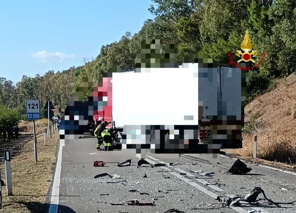 Immagine del post 12368 - Basilicata Strage di braccianti sulla SS 598 a Scanzano Jonico: “Non una fatalità” - Basilicata