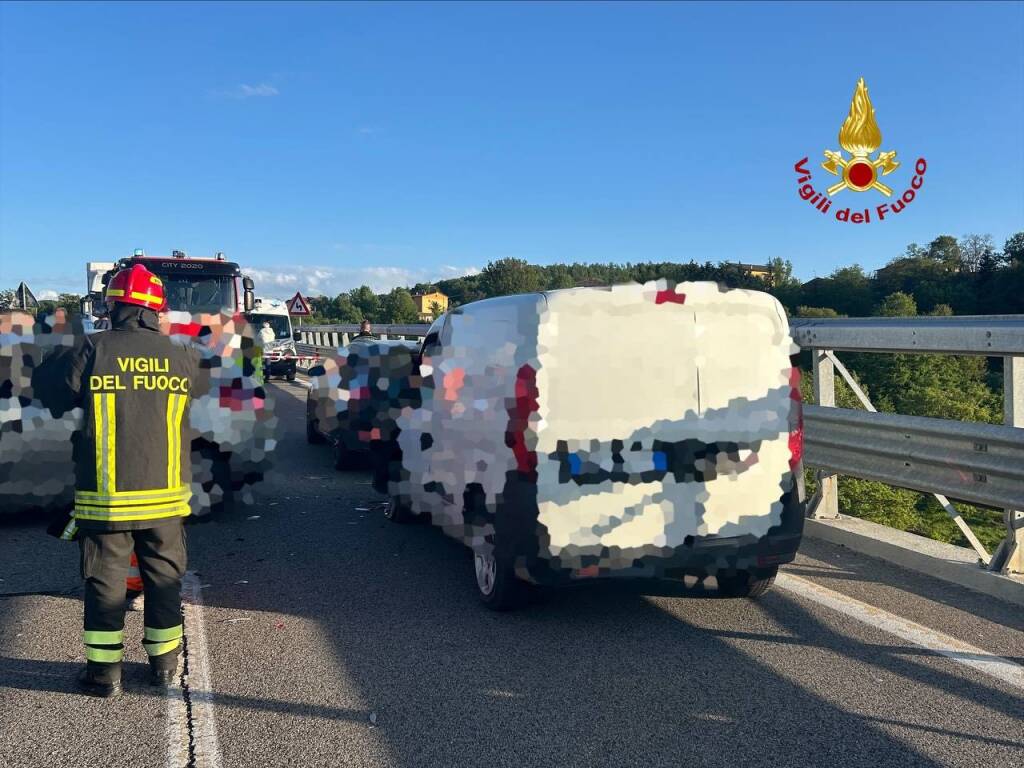 Incidente sulla Potenza-Melfi: quattro feriti - Basilicata