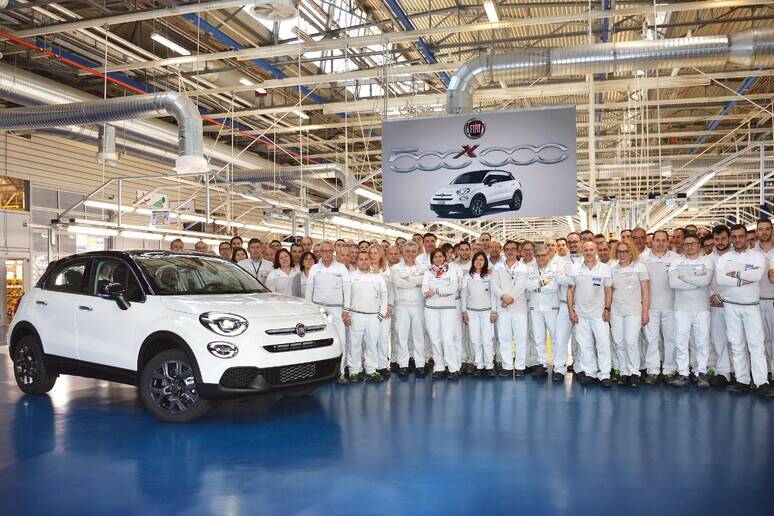 Stellantis, Melfi: la 500x torna in produzione - Basilicata