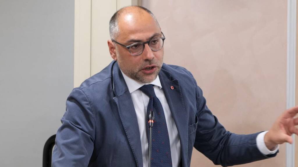 Immagine del post 10464 - Basilicata Porto di Maratea, Lacorazza: storia opaca, infinita e improvvisata - Basilicata