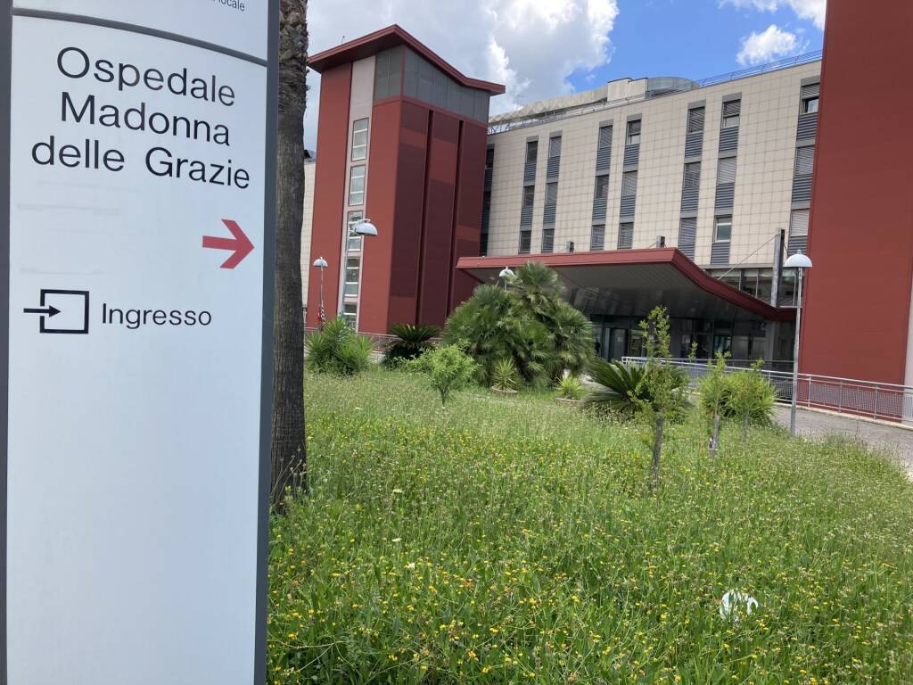 Chiururgia senologica dell’Ospedale di Matera, le pazienti chiedono un incontro a Latronico e Friolo - Basilicata
