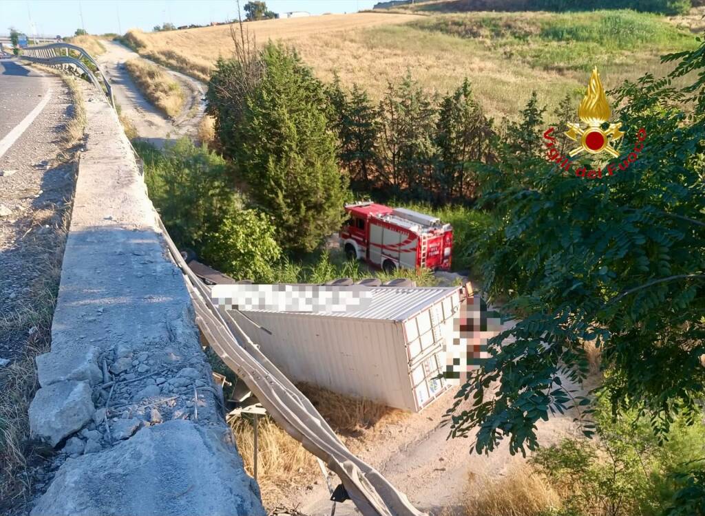 Immagine del post 23684 - Basilicata Statale 7 Matera-Ferrandina: Verificare rispetto degli standard di sicurezza - Basilicata