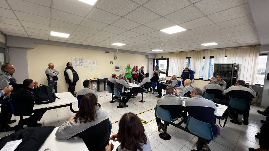 Immagine del post 5404 - Basilicata La Fim Cisl proclama lo sciopero con assemblea permanente alla PMC di Melfi - Basilicata