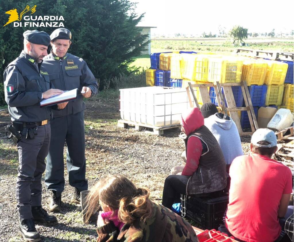 Immagine del post 19166 - Basilicata Favoreggiamento dell’immigrazione clandestina, 11 arresti nel Materano - Basilicata