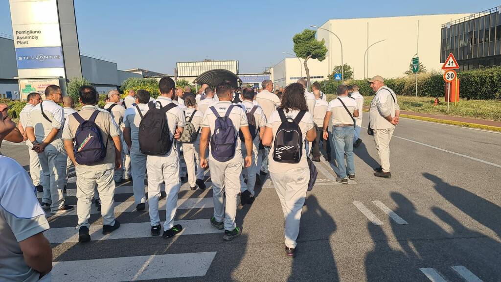Immagine del post 8124 - Basilicata Stellantis, accordo raggiunto sul rinnovo del biennio economico 2025-2026 - Basilicata