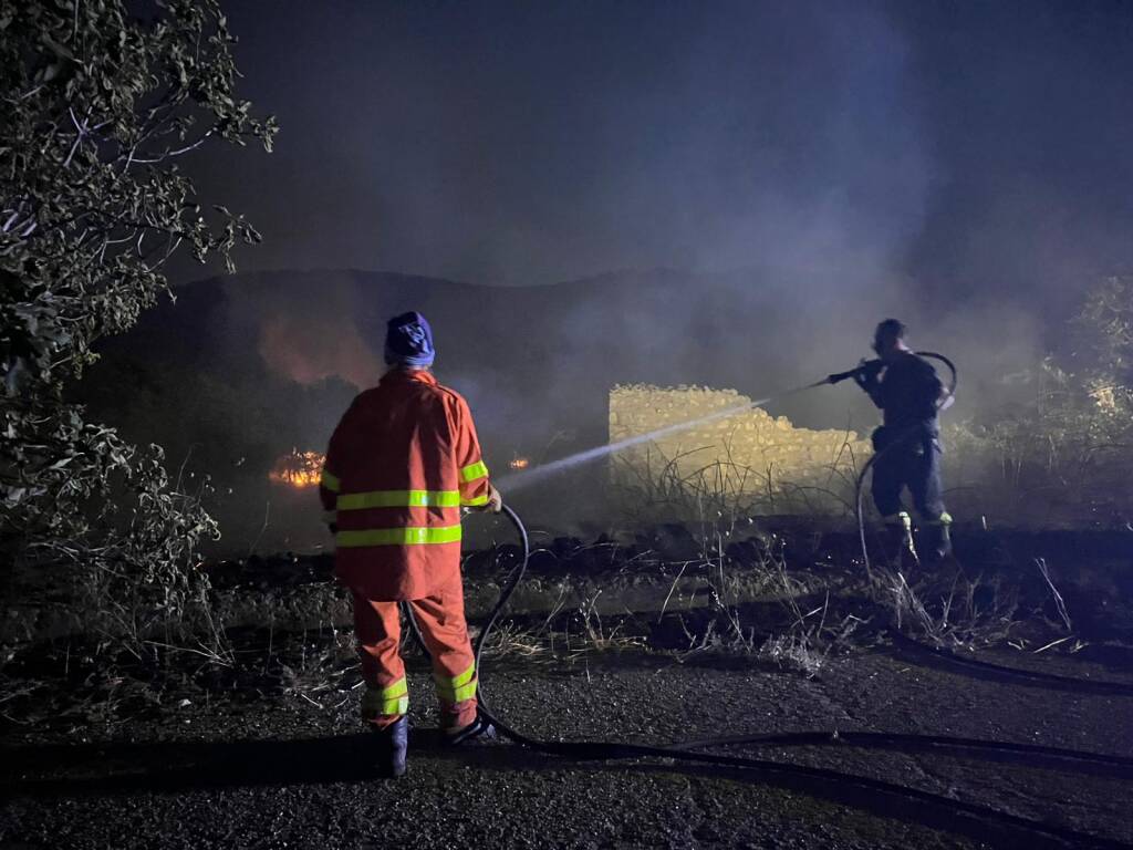 Fuoco alle porte di Venosa - Basilicata