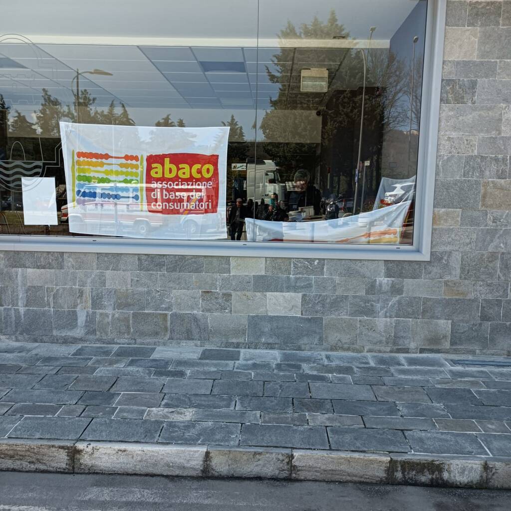 Potenza, la Direzione dell’Ospedale San Carlo proibisce l’iniziativa contro il riarmo - Basilicata