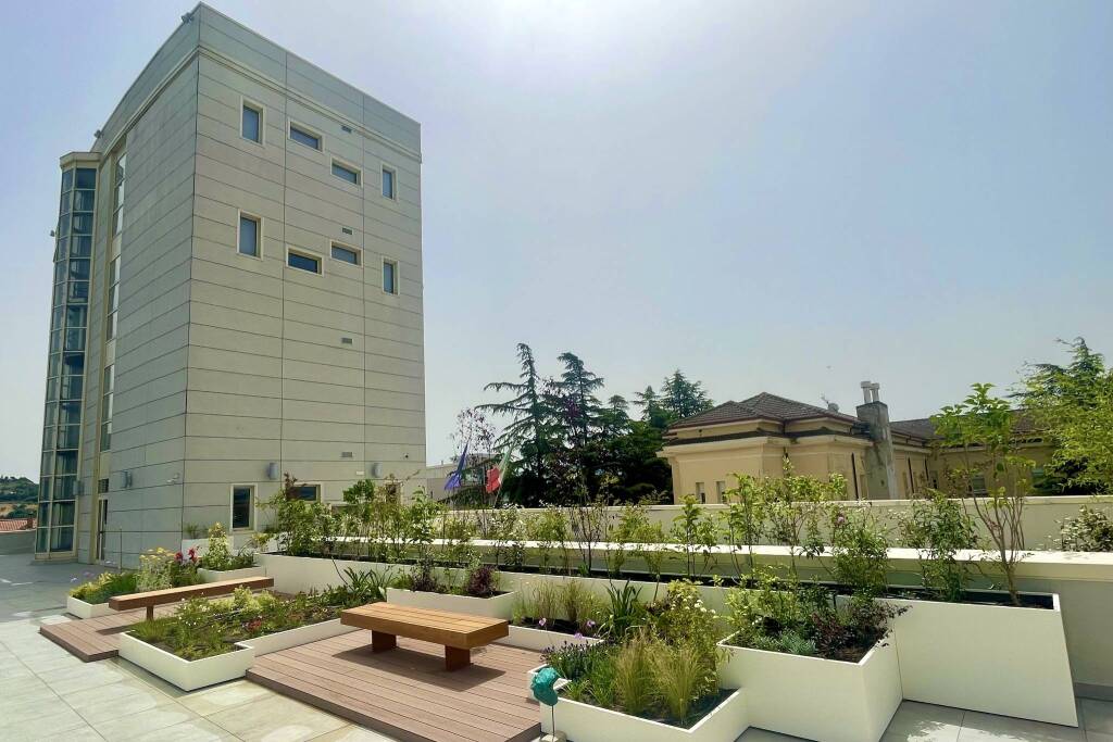 Biblioteca verticale: lo spettacolo dal vivo anima il Polo bibliotecario di Potenza - Basilicata