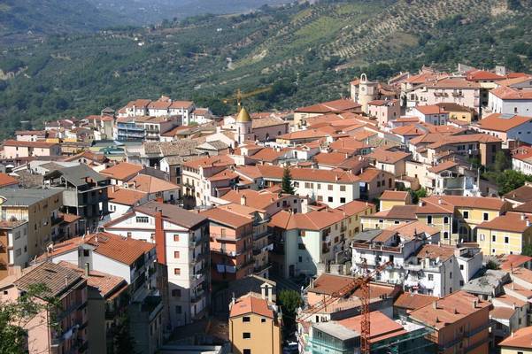 Chiude un’altra filiale Intesa San Paolo, dopo Latronico adesso è il turno di Vietri - Basilicata