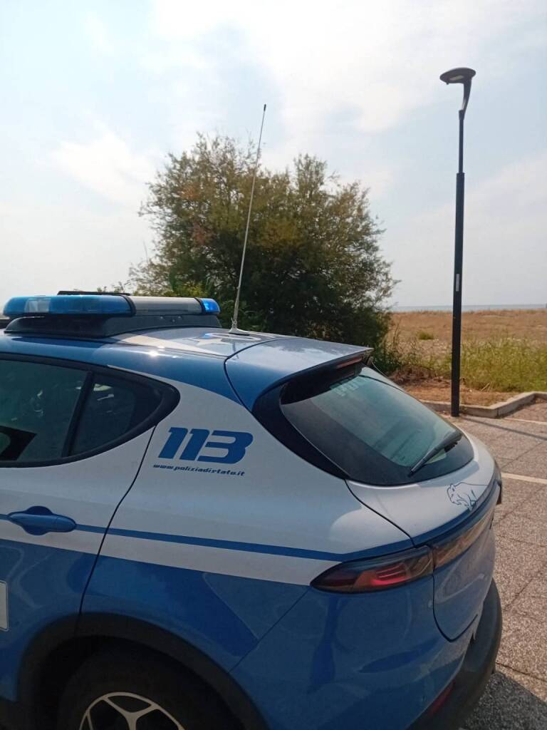 Infastidito dal pianto della figlia, picchia la compagna: arrestato a Policoro - Basilicata