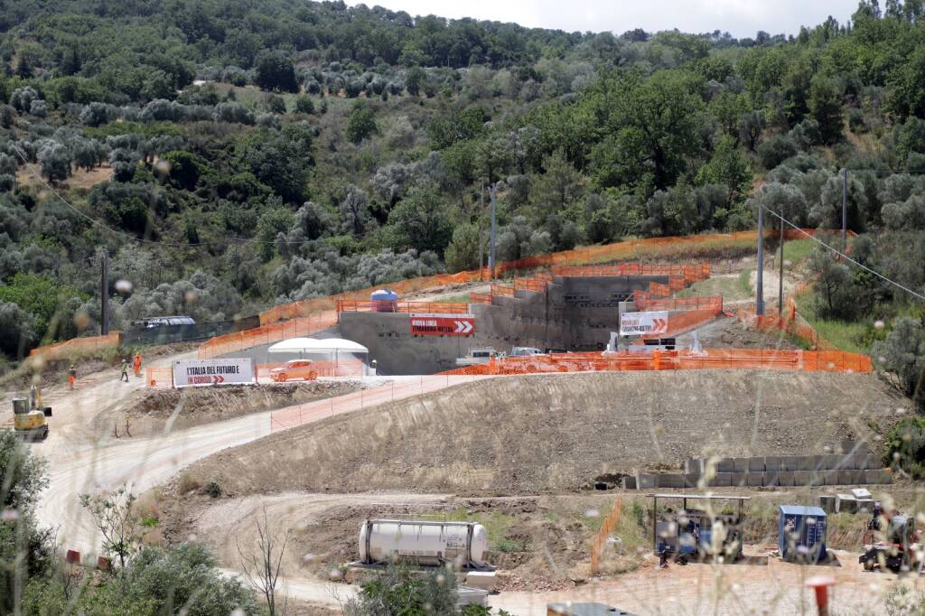 Ferrovia Ferrandina-Matera: proseguono i lavori - Basilicata