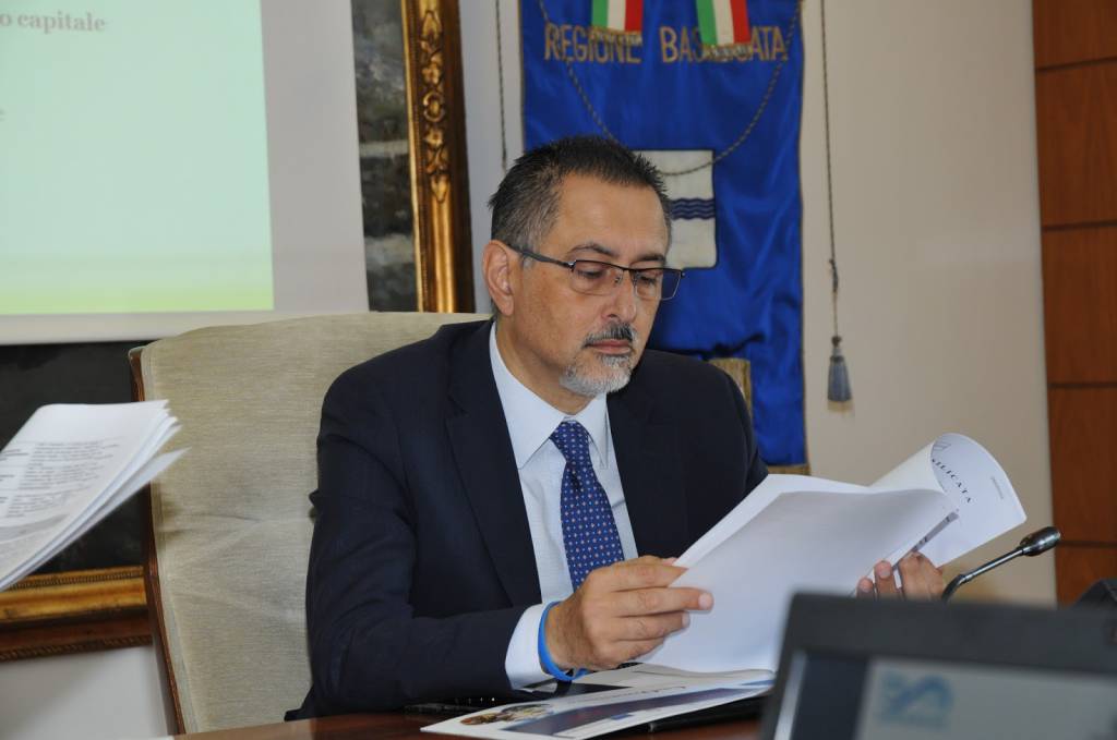 Immagine del post 9610 - Basilicata Marcello Pittella e il tirocinio all’ospedale San Carlo - Basilicata